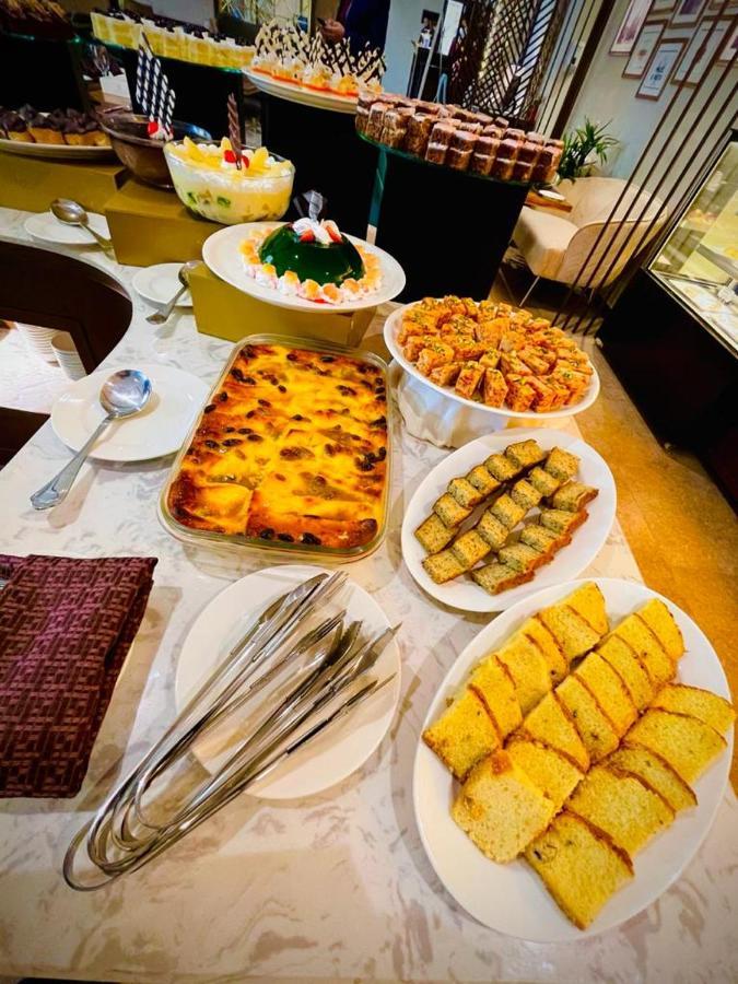 Faletti'S Grand Hotel ムルターン エクステリア 写真